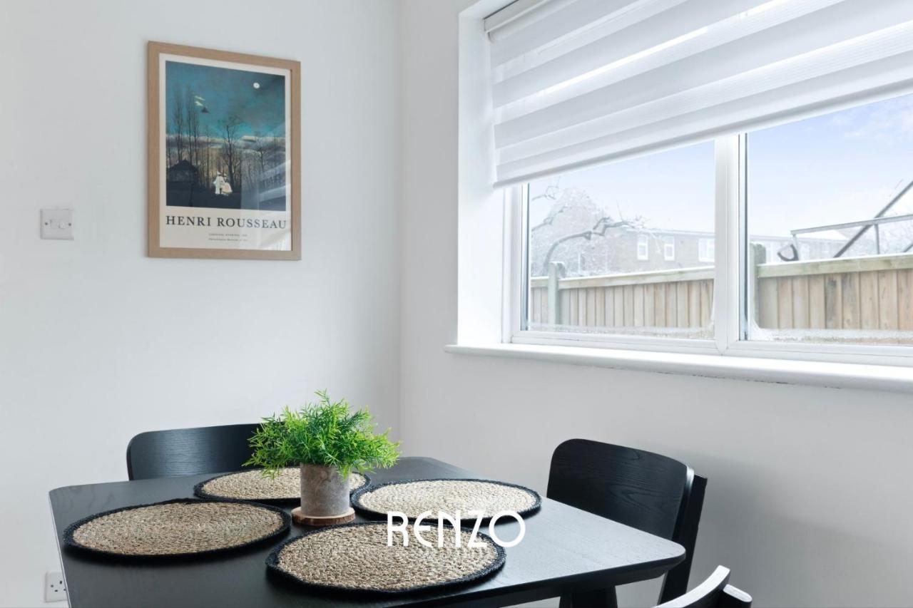 Holiday home Incredible 3-bed House In By Renzo, Amazing Location, Sleeps 6! Nottingham